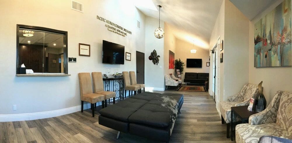 image of pacific neuropsychiatric specialists waiting area in orange county