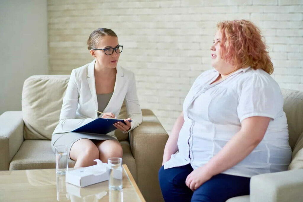 obese woman getting treatment for eating disorder
